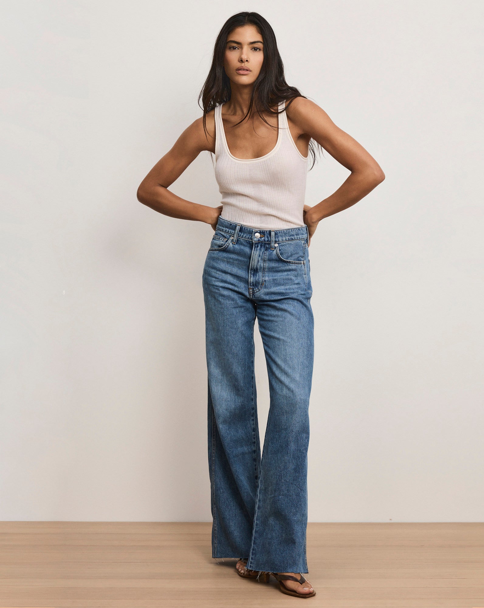 Kasey Wide-Leg Jean in Blue Wash Denim Bright Lakeshore | Veronica