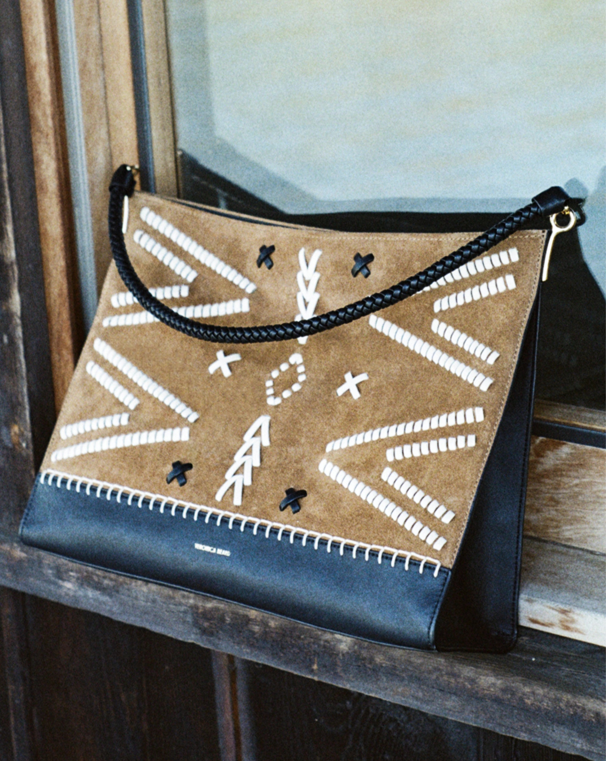 Vida Shoulder Bag