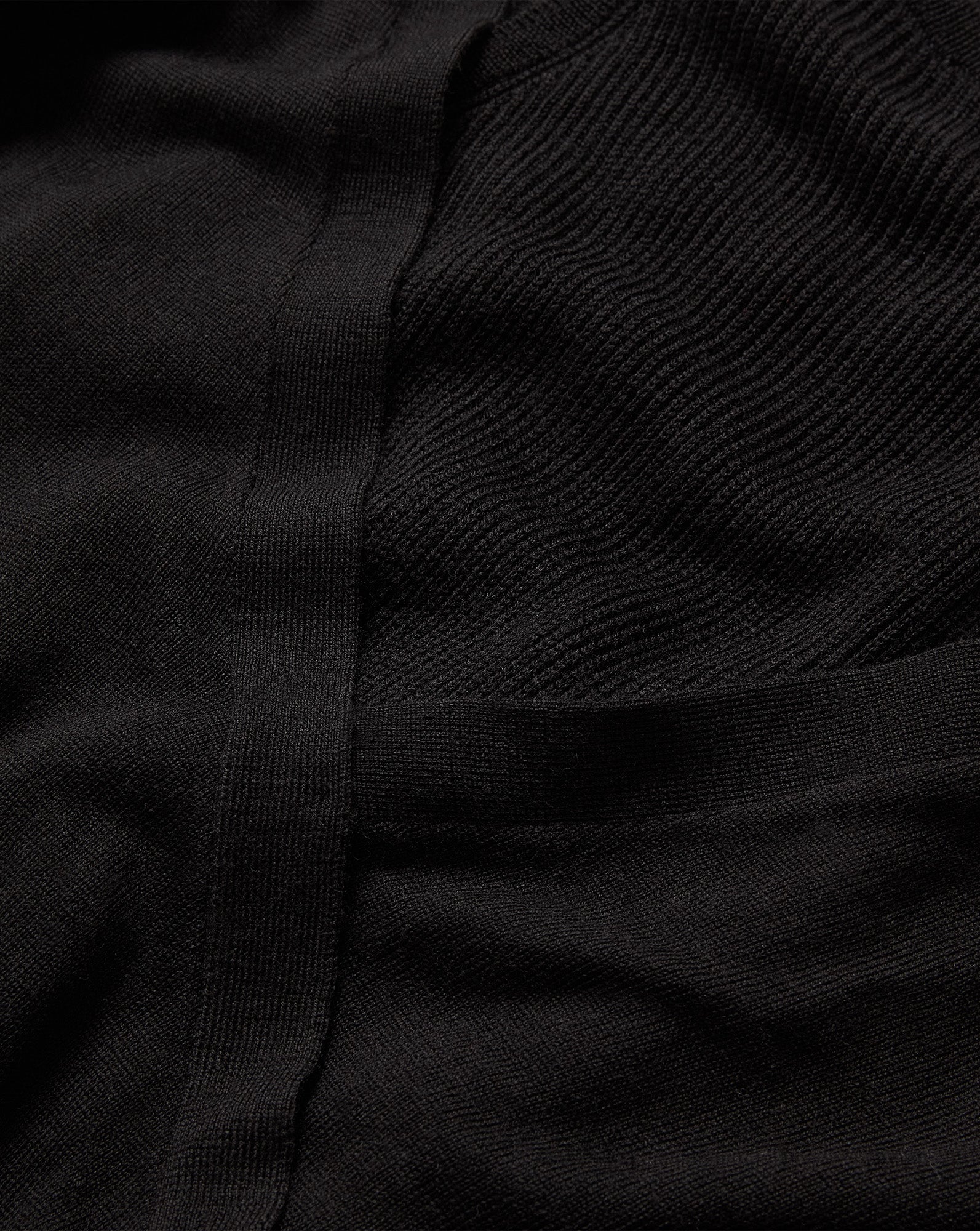 Veronica Beard Lolasee Merino Wool Pullover - Black