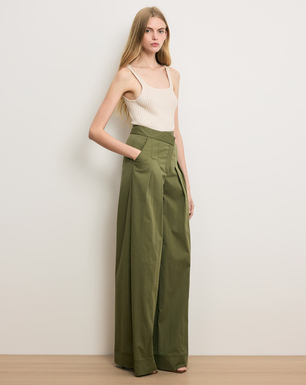 Veronica Beard Heron Crossover Waistband Pant - Army
