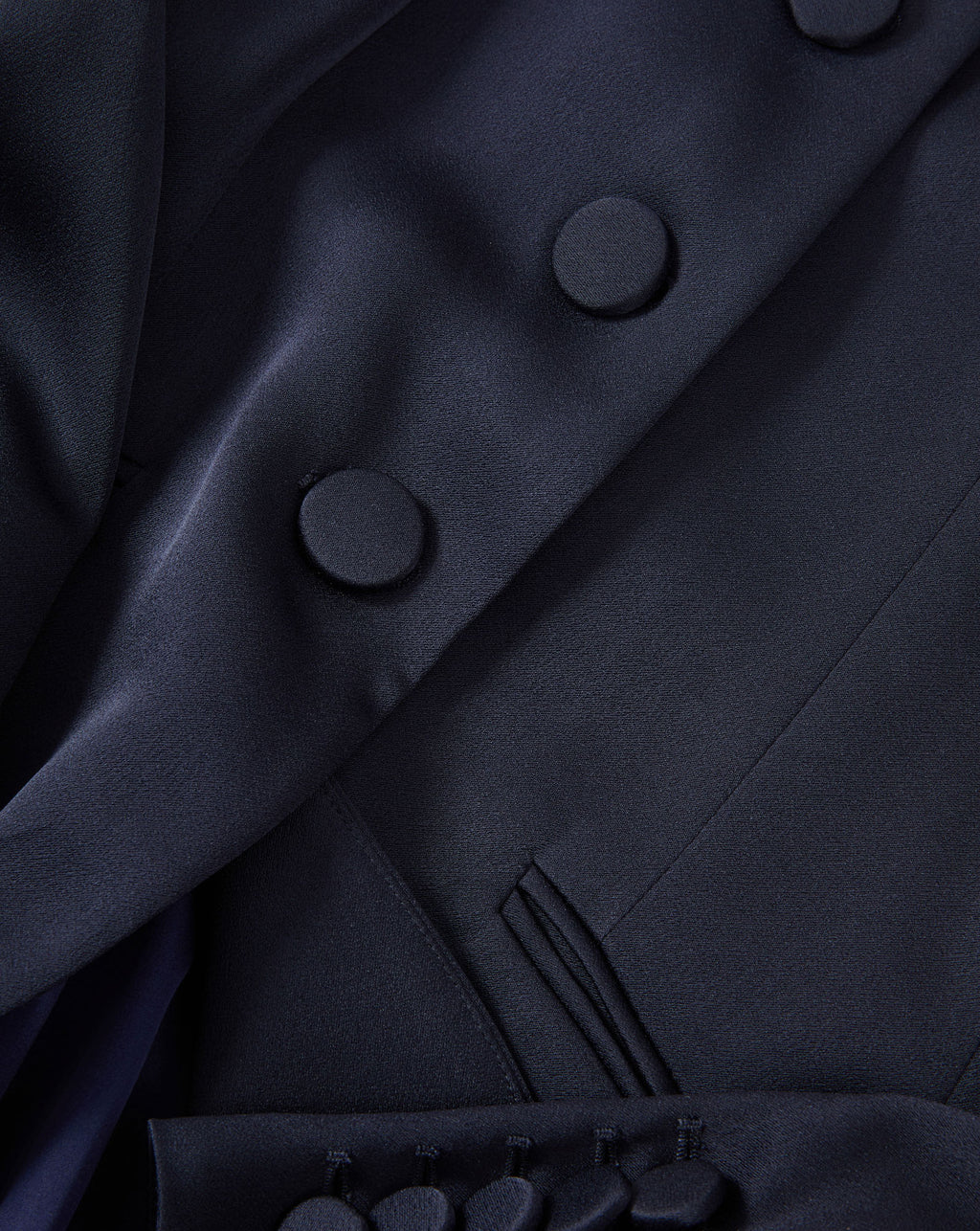 Veronica Beard Navy blue silk blazer with covered buttons.