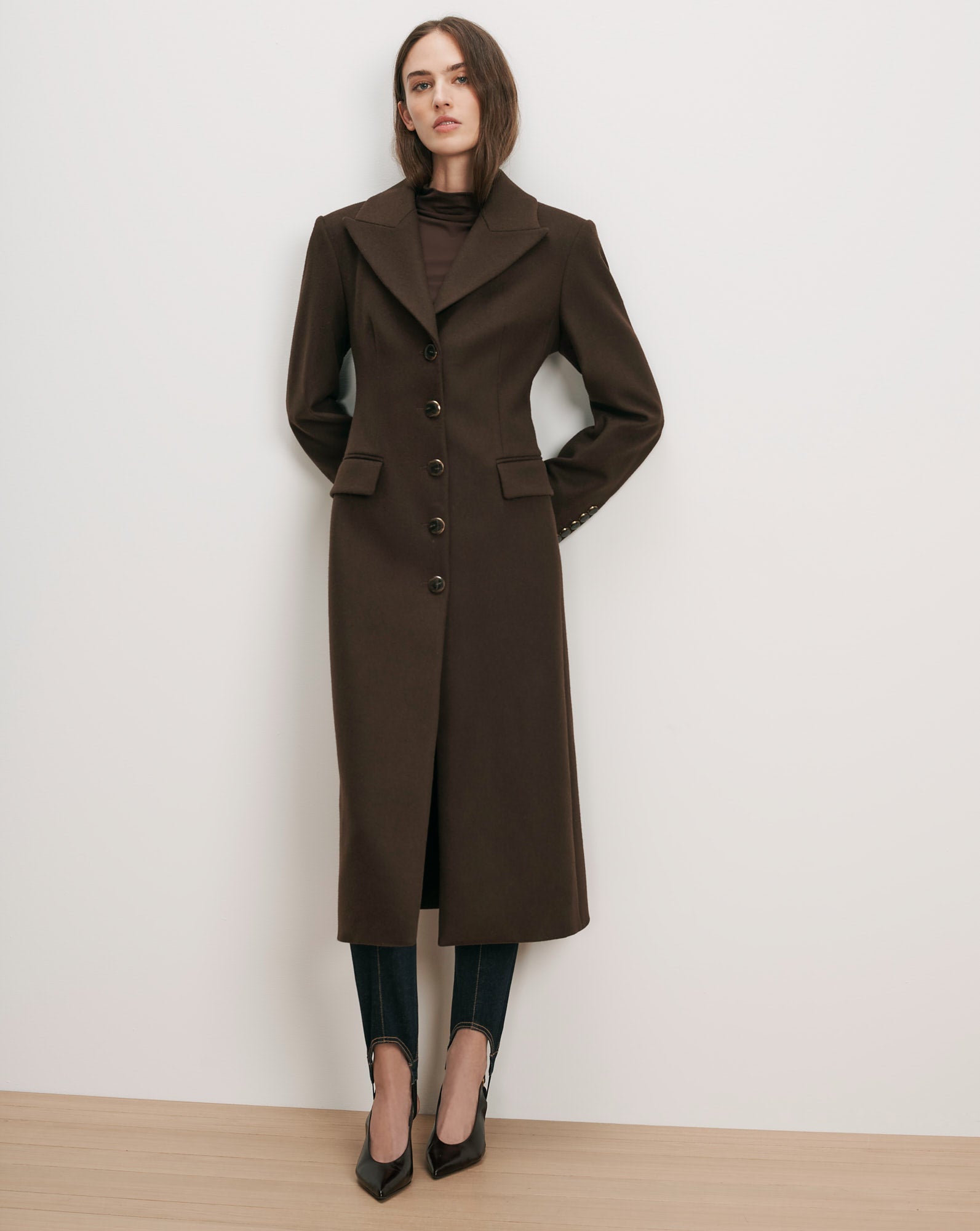Veronica Beard Brown wool long coat, fitted, with buttons.