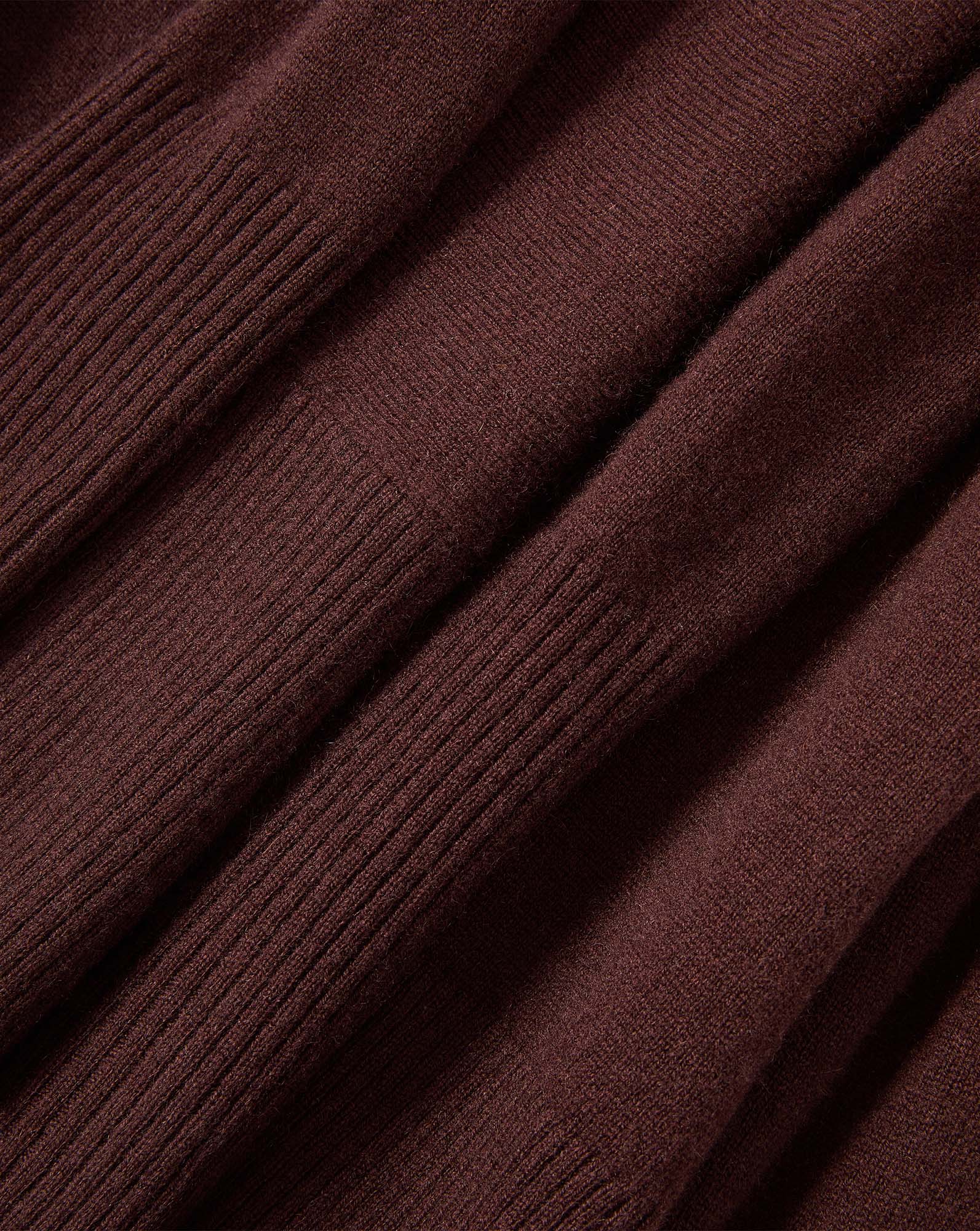 Veronica Beard Brown ribbed knit fabric.