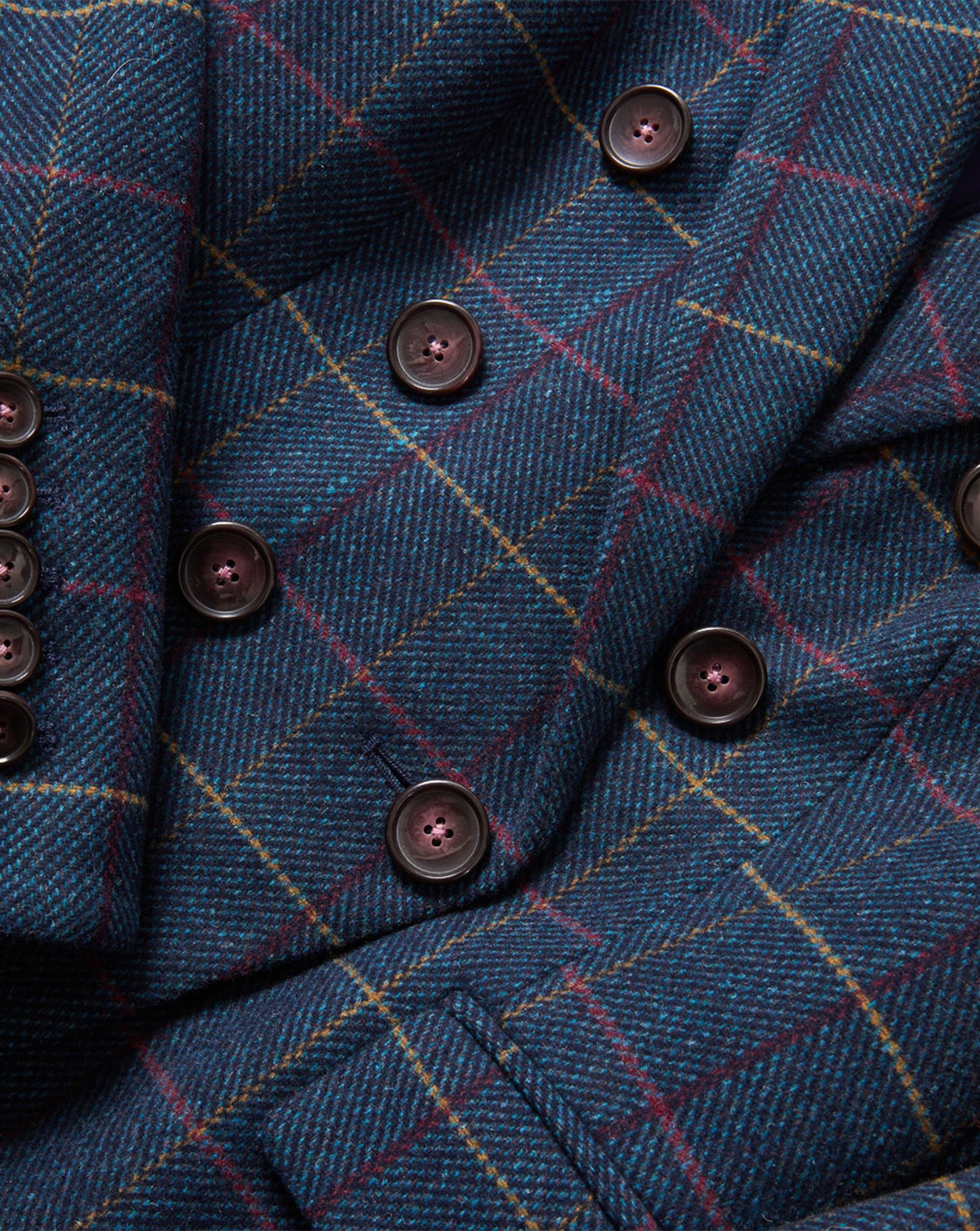 Veronica Beard Blue tweed checked double-breasted suit jacket.