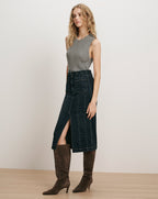 Veronica Beard Gray ribbed tank top, dark wash denim midi skirt.