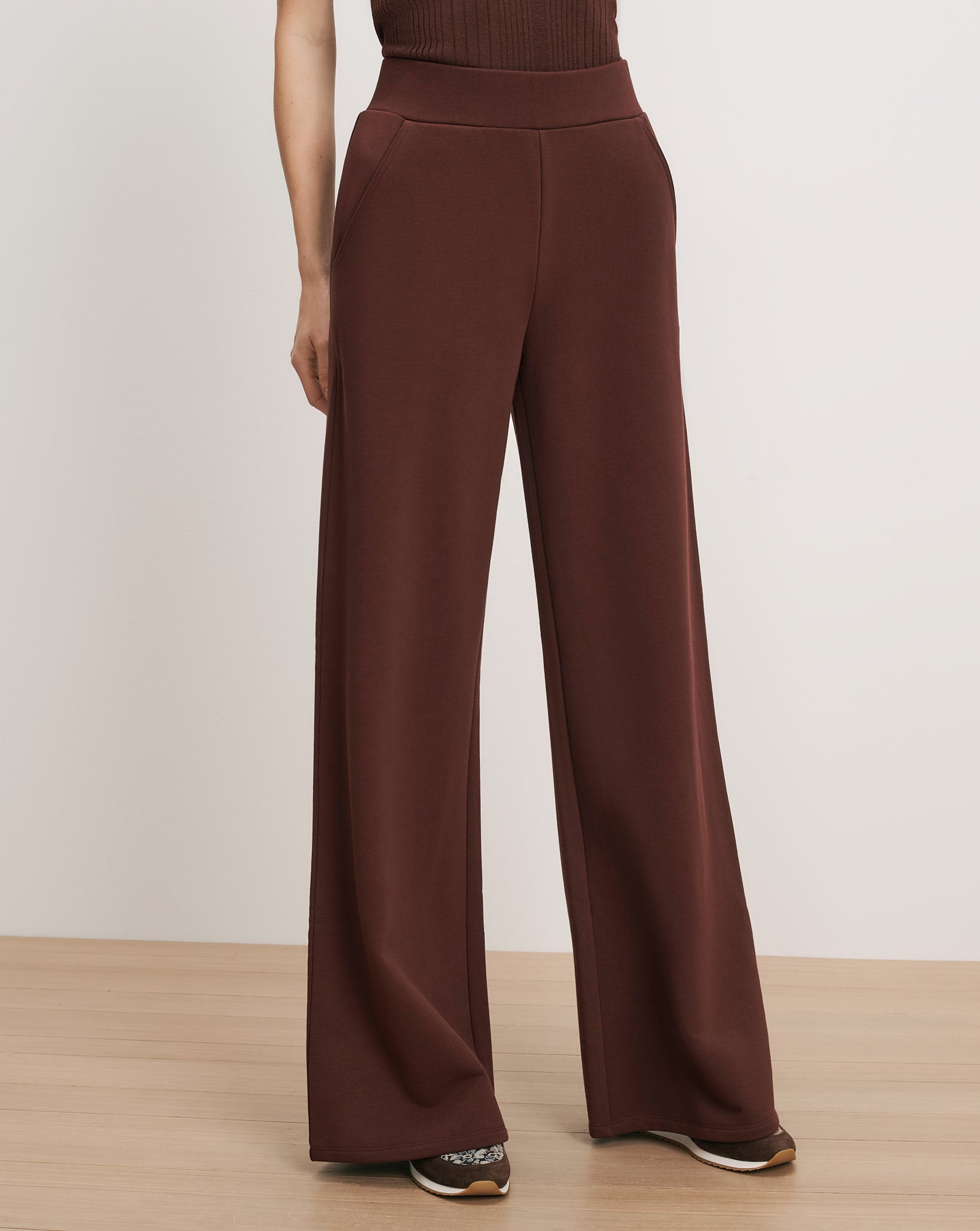 Veronica Beard Brown knit wide-leg pants with pockets.