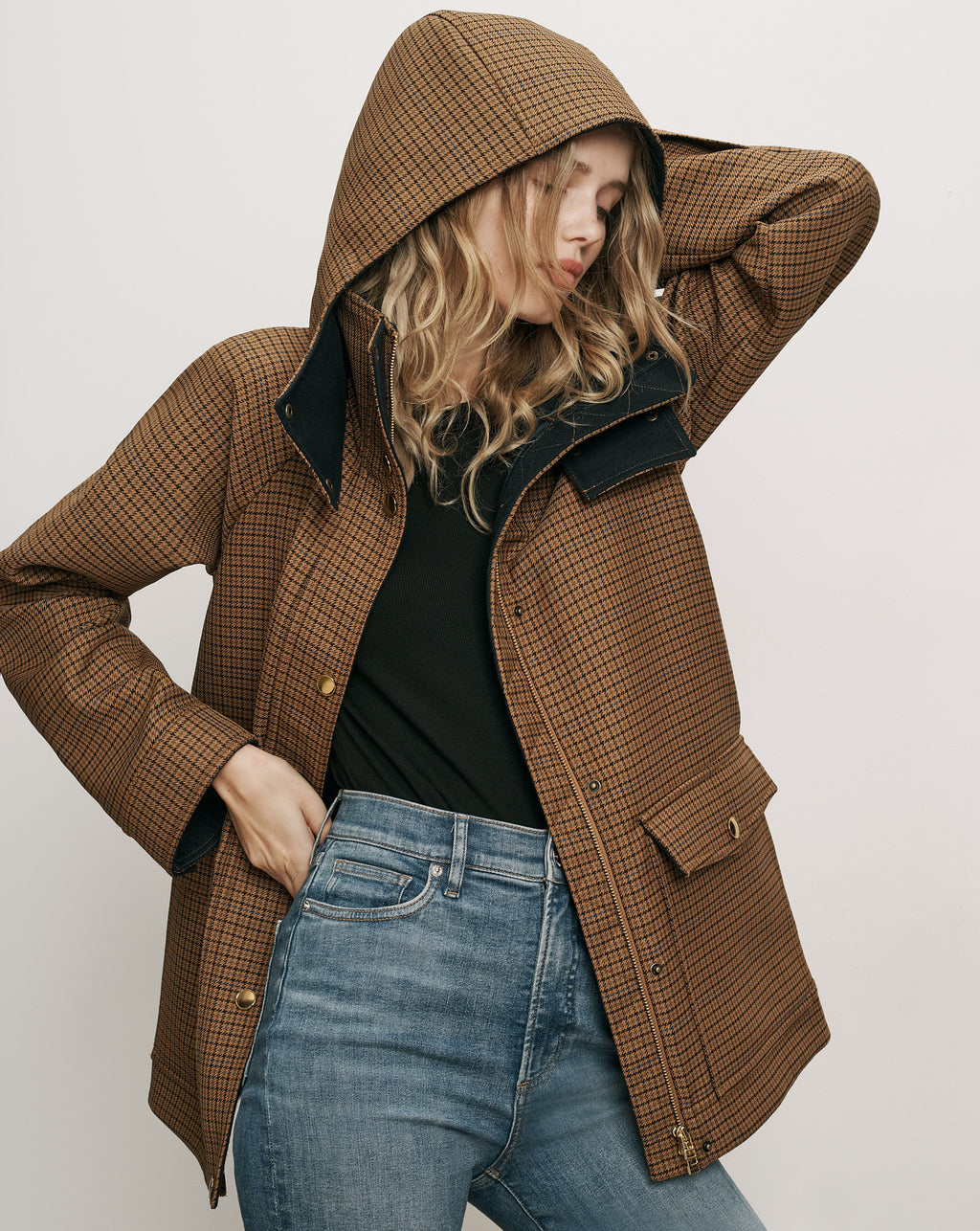 Veronica Beard Brown houndstooth hooded jacket with flap pockets.