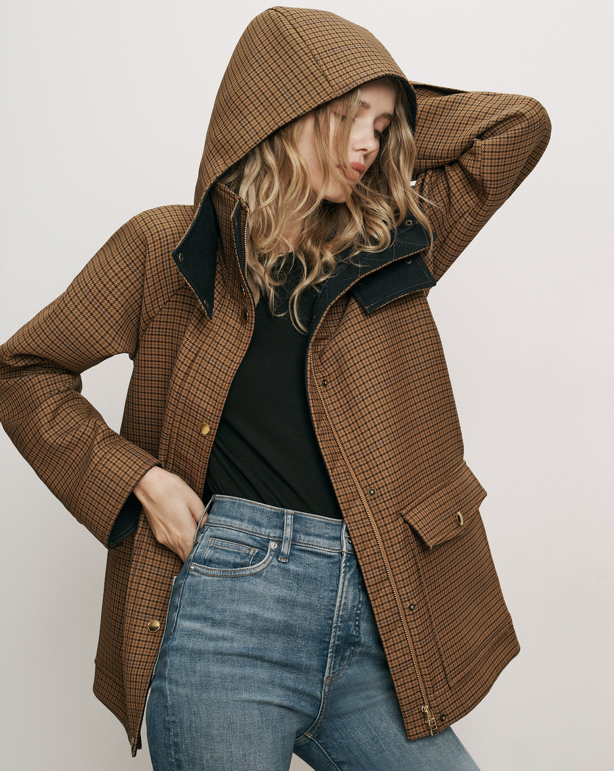 Veronica Beard Brown houndstooth hooded jacket with flap pockets.