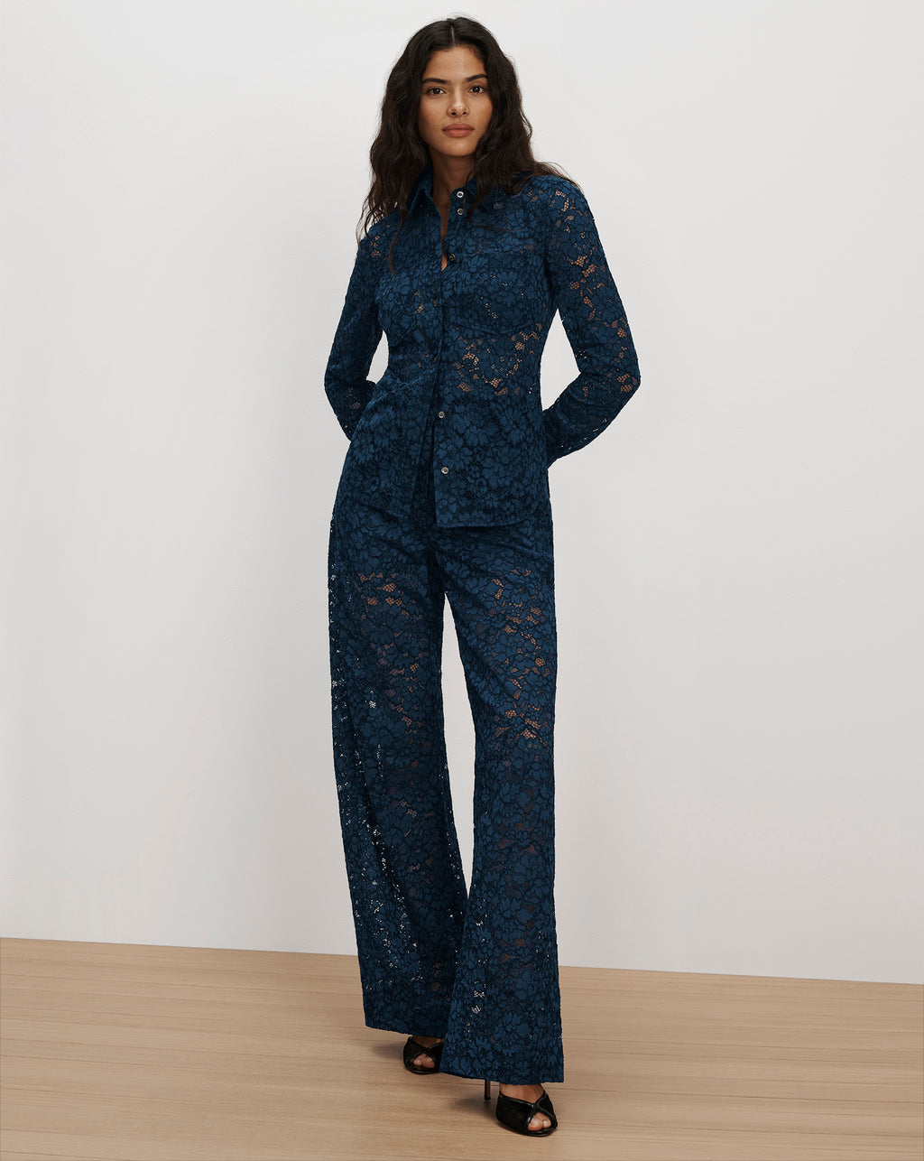 Veronica Beard Dark blue lace shirt and trousers set.