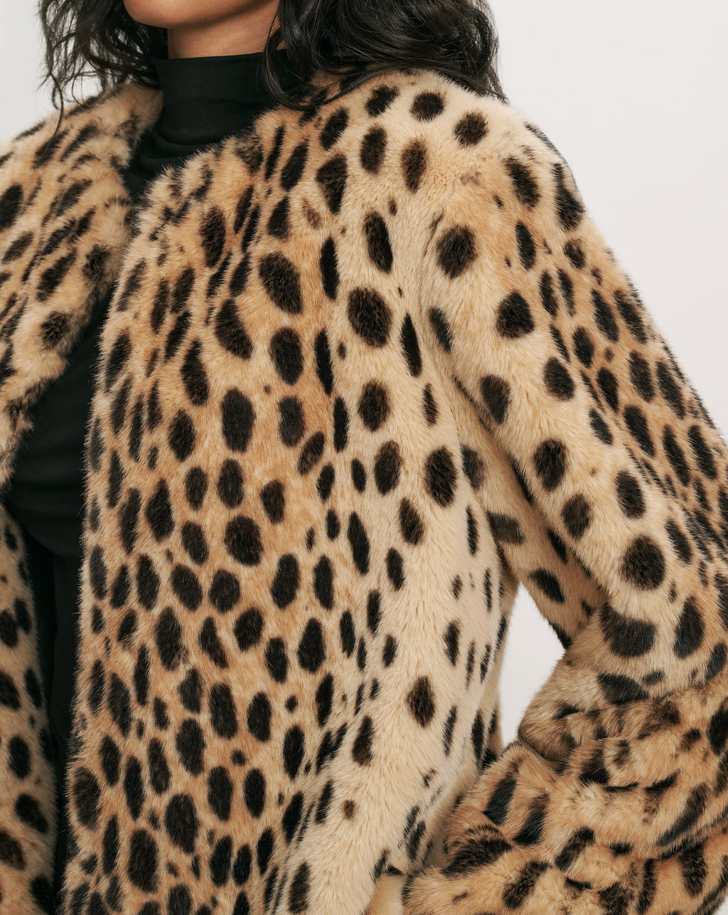 Veronica Beard Brown leopard print faux fur coat.