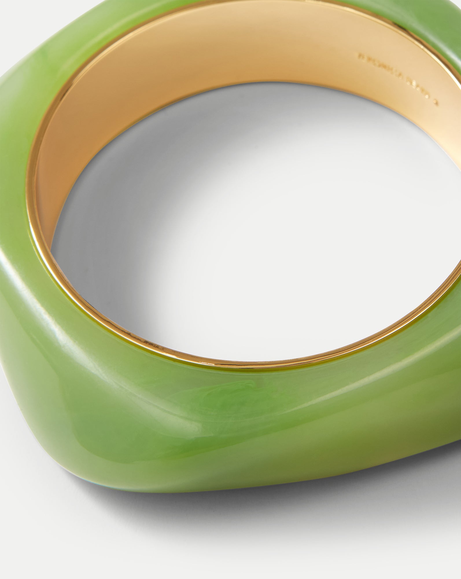 Veronica Beard Sculpted Resin Bangle
