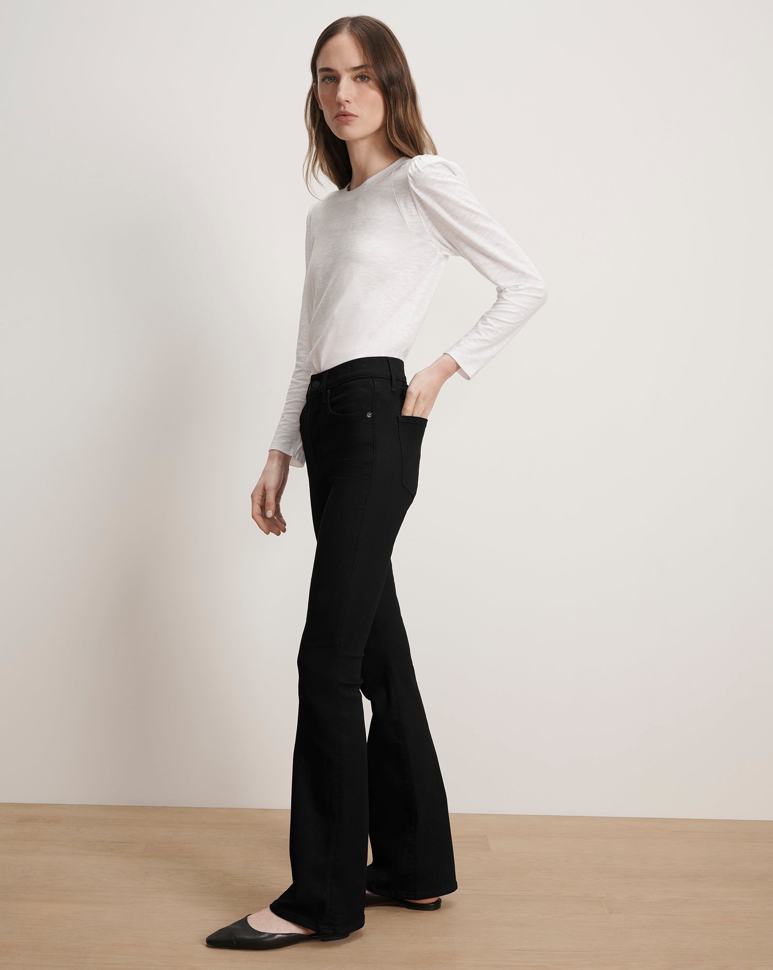 Veronica Beard Beverly Skinny-Flare Jean - Onyx