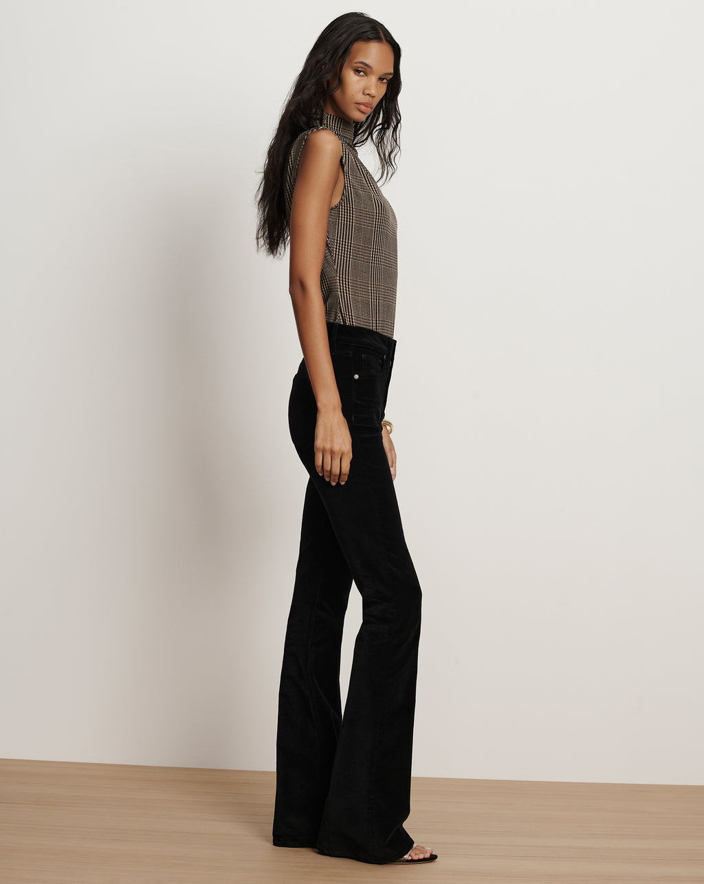 Veronica Beard Beverly Velvet Skinny-Flare Pant - Black