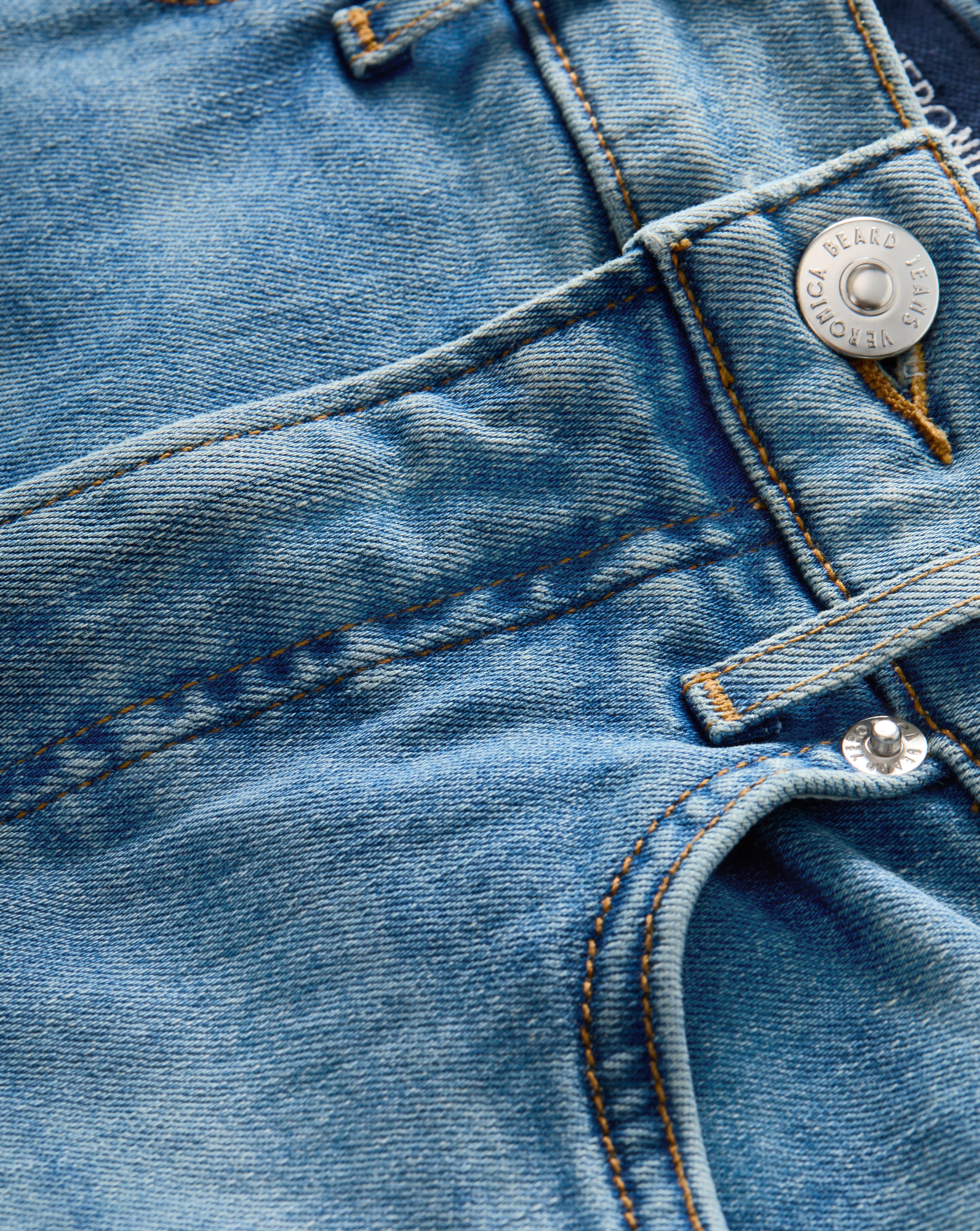 Veronica Beard Carson Kick-Flare Jean - Enough Said