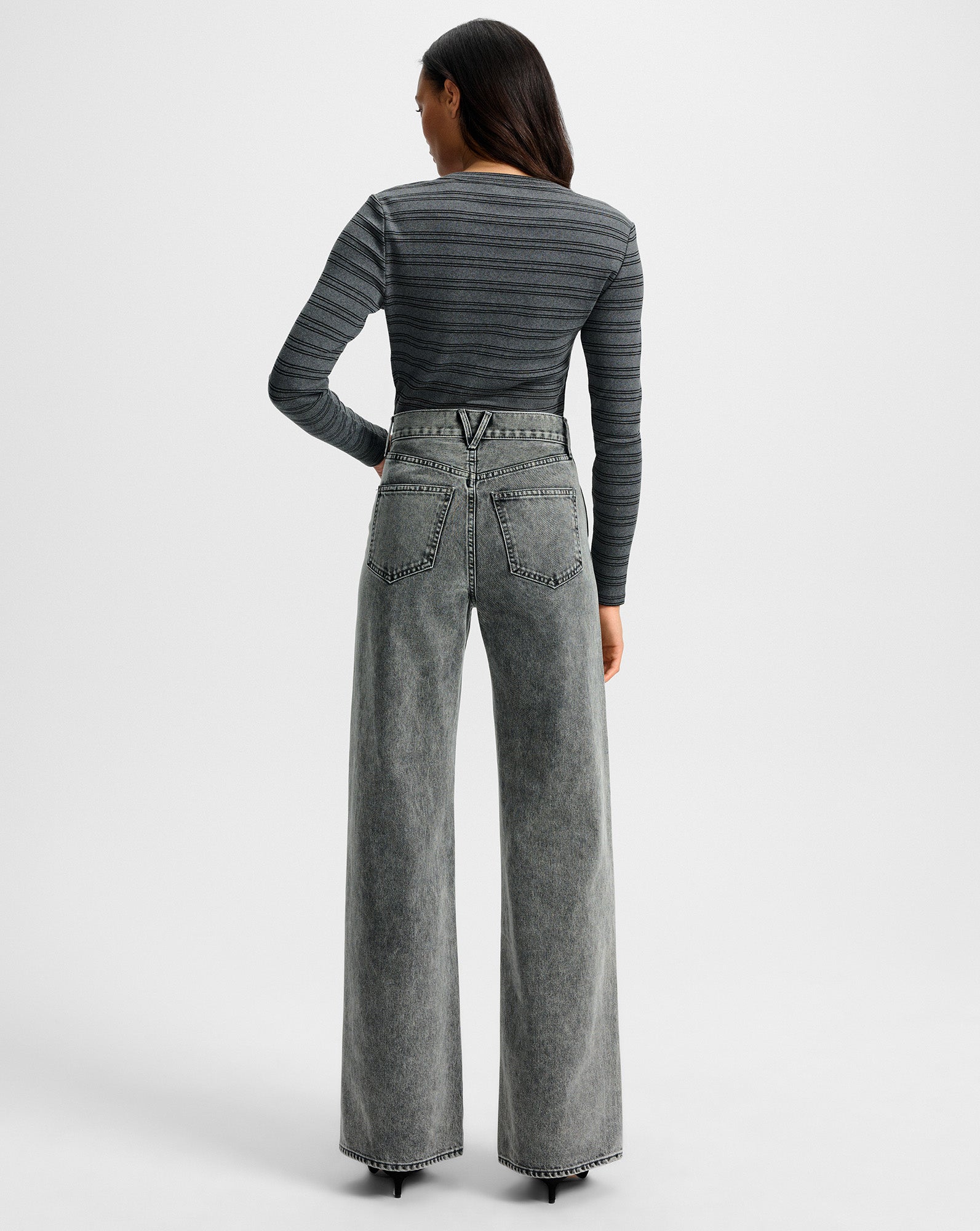 Veronica Beard Taylor Wide-Leg Jean - Volcanic Dust