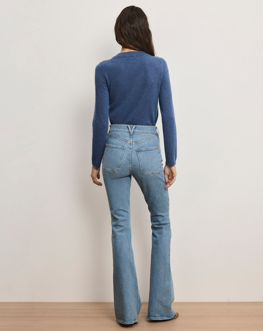 Veronica Beard Beverly Patch-Pocket Skinny-Flare Jean - Silverwood Blue