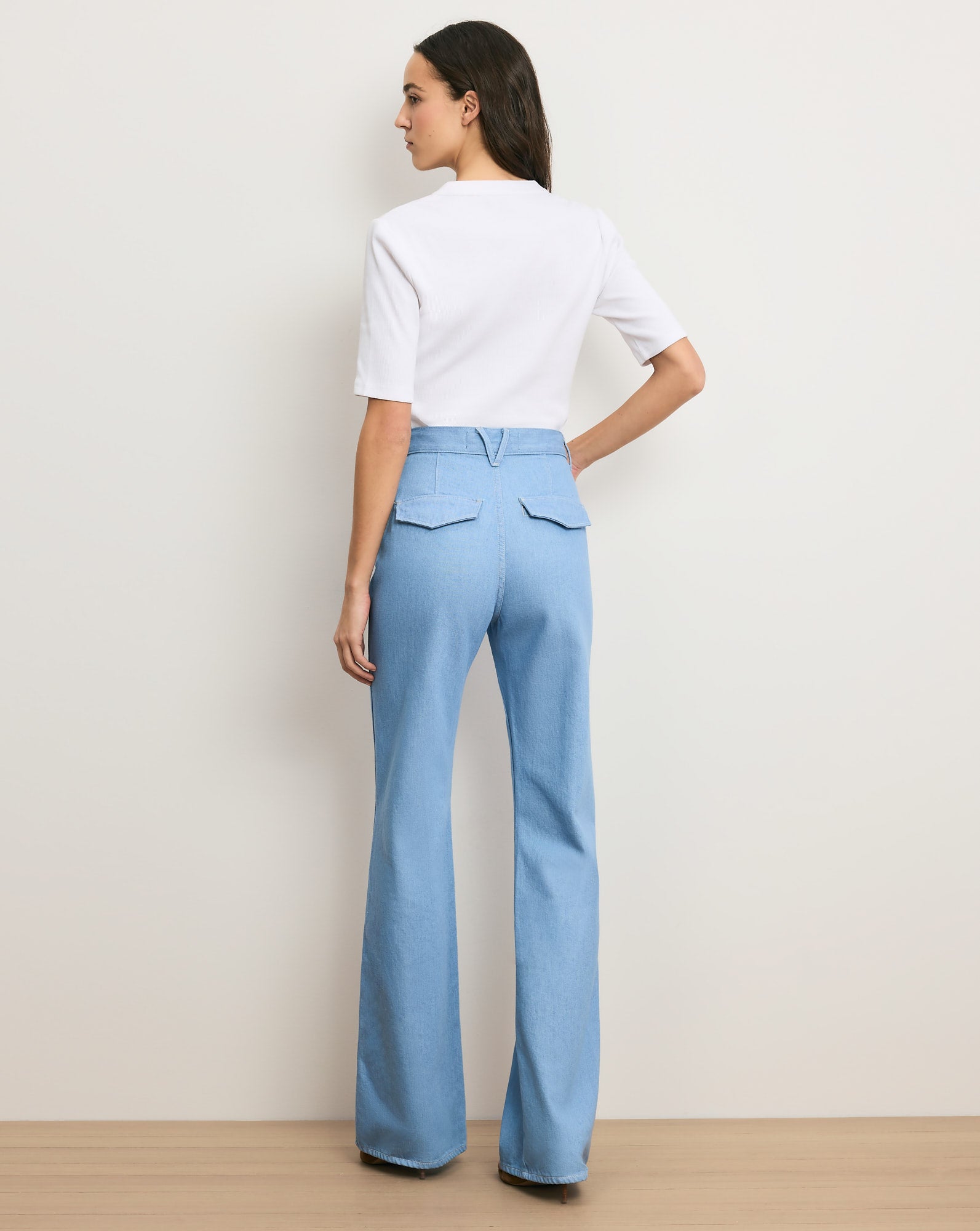 Veronica Beard Crosbie Flap-Pocket Slim Wide-Leg Jean - Bayside