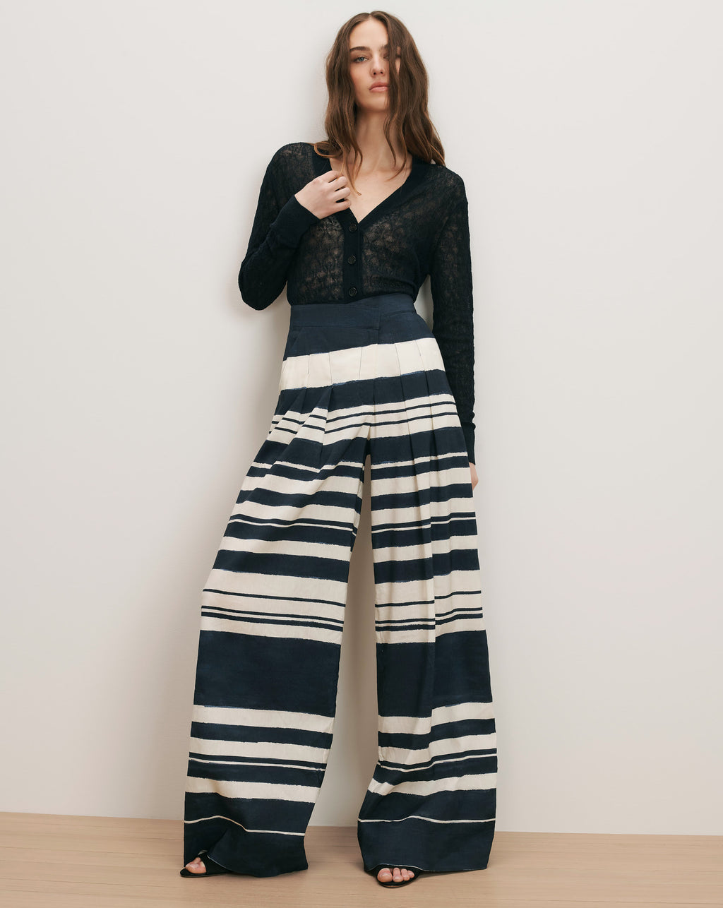 Veronica Beard Ingraham Linen Cardigan - Navy