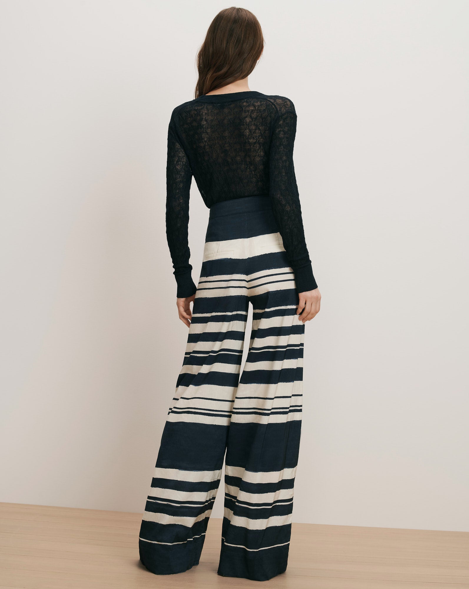 Veronica Beard Ingraham Linen Cardigan - Navy